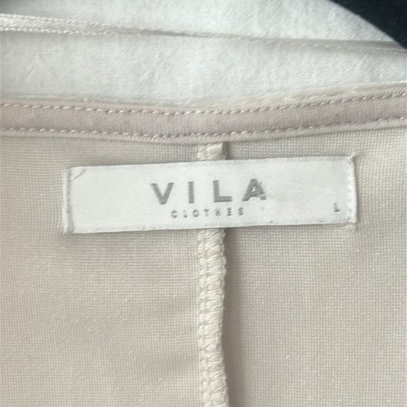 Vila Wrap Dress Long Sleeves Knee Length Velveteen Soft Size L Champagne colour - Picture 5 of 14